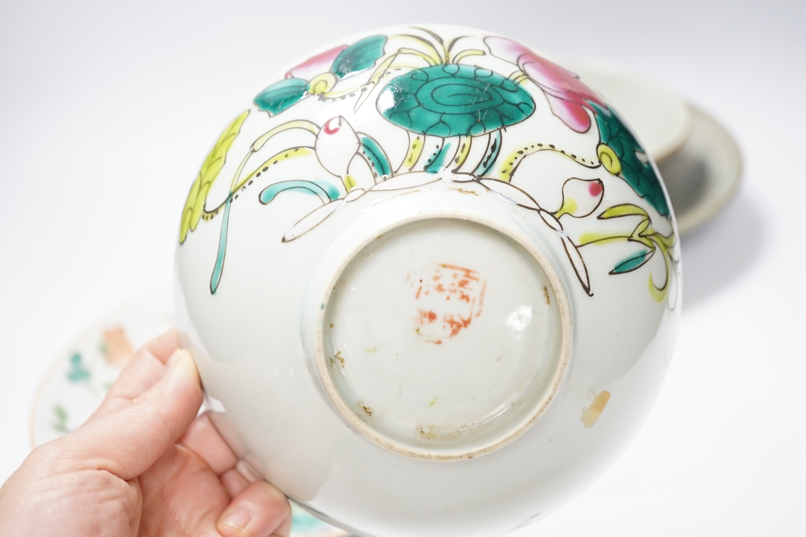 A Chinese famille rose dish, 23cm two similar bowls and a ‘kitchen Qing’ dish, all late 19th/early 20th century (4)